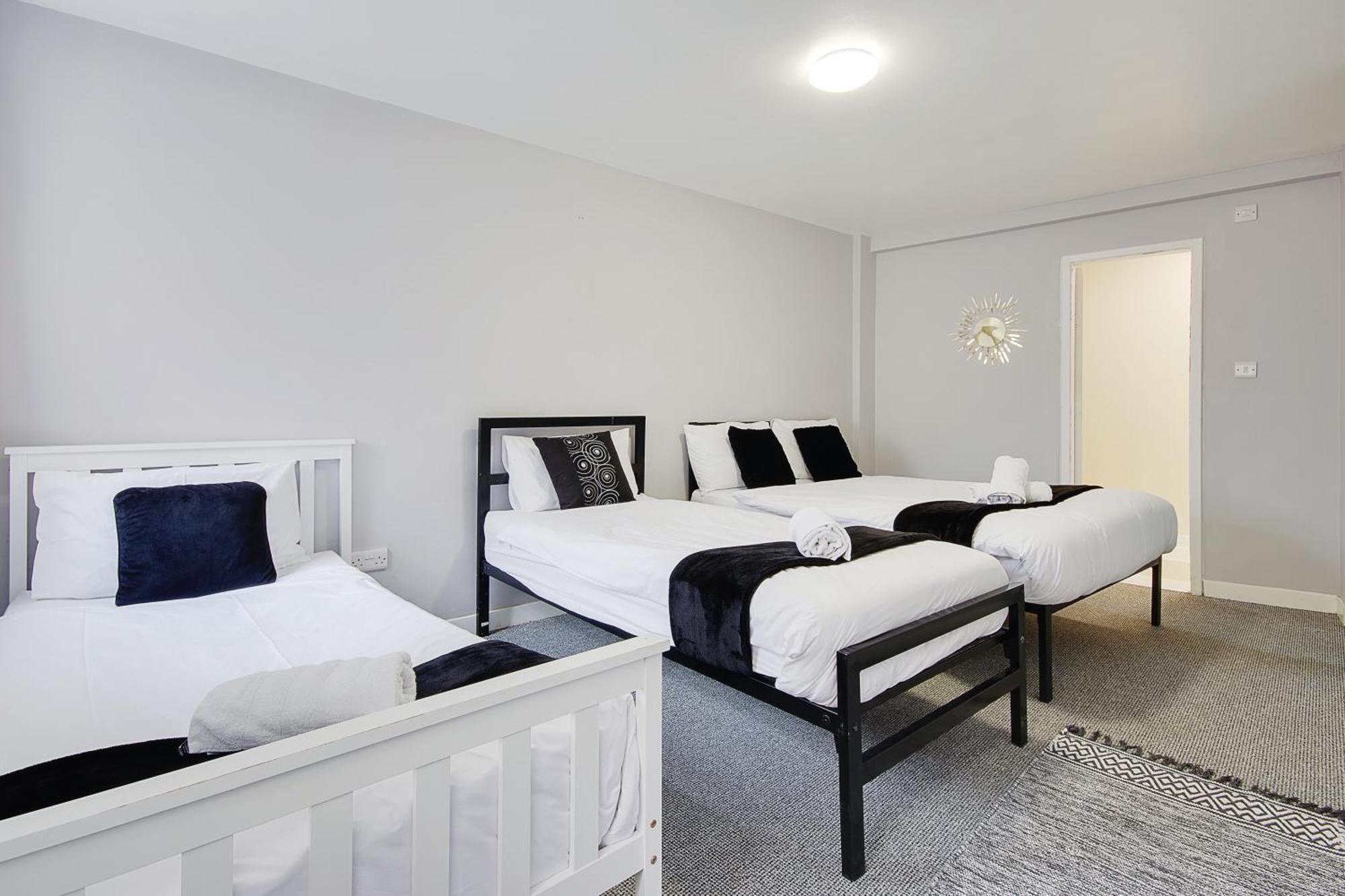 Azure Beach Hotel Bournemouth Kültér fotó